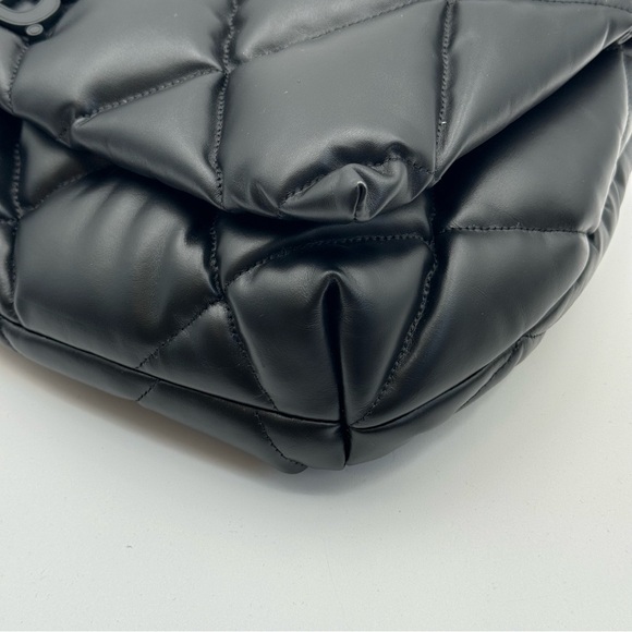 (SOLD) Balenciaga Nappa Calfskin Quilted Touch Black B Clutch Bag - Picture 7 of 15